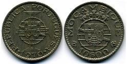 10 Escudo Mozambique (1975 - ) Copper/Nickel 