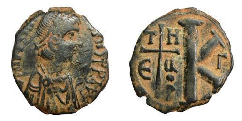 1/2 Follis Byzantinisches Reich (330-1453) Bronze Justinian I (482-565)