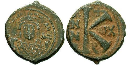 1/2 Follis Empire byzantin (330-1453) Bronze Maurice I (539-602)