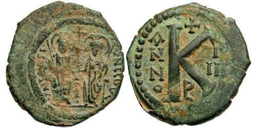 1/2 Фоллис Византийская империя (330-1453) Бронза Юстин II (520-578)