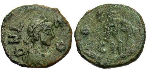 1 AE4 / 1 Фолліс Візантійська імперія (330-1453) Бронза Лев I Макелла (401-474)