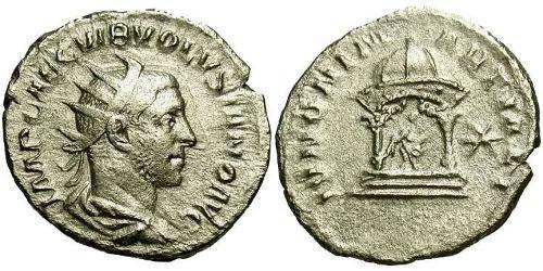 1 Antoniniano Impero romano (27BC-395) Argento Volusiano (235-253)