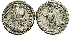 1 Antoninien Empire romain (27BC-395) Argent Philippe I (204-249)