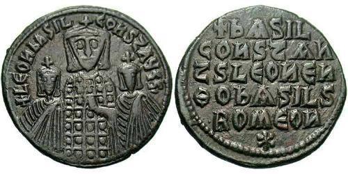 1 Follis Byzantine Empire (330-1453) Bronze Leo VI Wise (866-912)