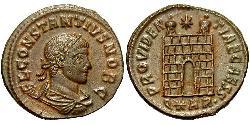 1 Follis /  AE3 Roman Empire (27BC-395) Bronze Constantius II (317 - 361)