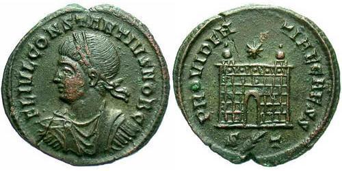 1 Follis /  AE3 Roman Empire (27BC-395) Bronze Constantius II (317 - 361)