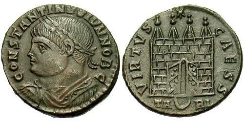 1 Follis /  AE3 Roman Empire (27BC-395) Bronze Constantius II (317 - 361)