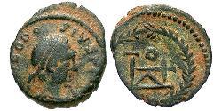 1 Follis /  AE4 Empire byzantin (330-1453) Bronze Théodose II (401-450)