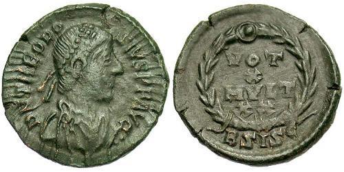 1 Follis /  AE4 Römische Kaiserzeit (27BC-395) Bronze Theodosius I (347-395)