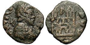 1 Follis /  AE4 Western Roman Empire (285-476) Bronze Valentinian III (419-455)