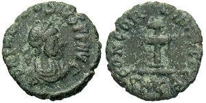 1 Follis /  AE4 拜占庭帝国 青铜 Theodosius II (401-450)