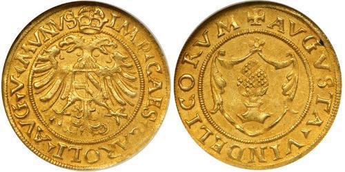 1 Gulden Sacro Imperio Romano (962-1806) / Augsburgo (1276 - 1803) Oro Carlos V, Emperador del Sacro Imperio Romano (1500-1558)