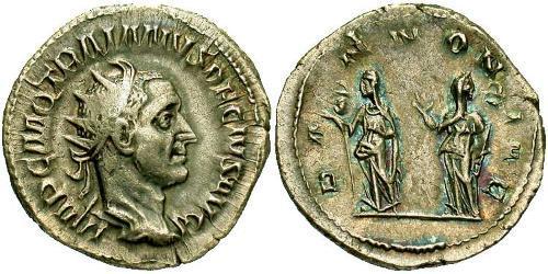 1 Антониниан Римская империя (27BC-395) Серебро Деций Траян (201-251)