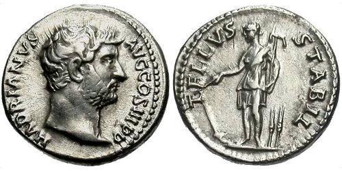1 Денарий Римская империя (27BC-395) Серебро Адриан (76 - 138) 