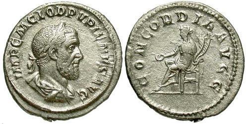 1 Денарий Римская империя (27BC-395) Серебро Пупиен Максим (178-238)