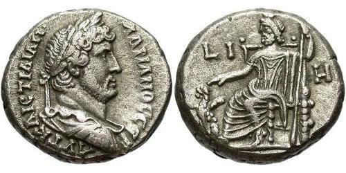1 Денарий Римская империя (27BC-395) Серебро Адриан (76 - 138) 