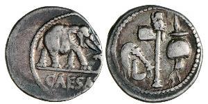 1 Денарий Римская республика (509BC-27BC) Серебро Юлий Цезарь (100BC- 44 BC)