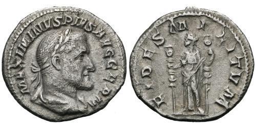 1 Денарій Римська імперія (27BC-395) Срібло Максимін I (173-238)
