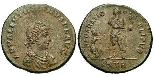 1 Фоллис /  AE2 Римская империя (27BC-395) Бронза Валентиниан II (371-392)