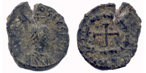 1 Фоллис /  AE4 Византийская империя (330-1453) Бронза Феодосий II (401-450)