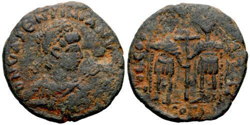 1 Фоллис /  AE4 Западная Римская империя (285-476) Бронза Валентиниан III (419-455)
