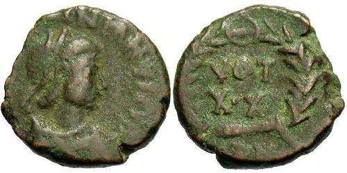 1 Фоллис /  AE4 Западная Римская империя (285-476) Бронза Валентиниан III (419-455)