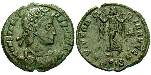 1 Фоллис /  AE4 Римская империя (27BC-395) Бронза Констанций II (317 - 361)