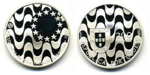 200 Escudo Portogallo (1975 - ) Rame/Nichel 