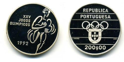 200 Ескудо Португальська Республіка (1975 - ) Срібло 