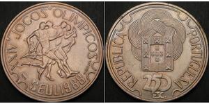 250 Эскудо Португальская Республика (1975 - ) Никель/Медь 