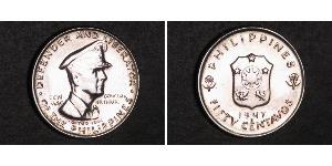 50 Centavo Filipinas Plata Douglas MacArthur (1880 - 1964) 