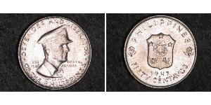 50 Centavo Philippines Silver Douglas MacArthur (1880 - 1964) 