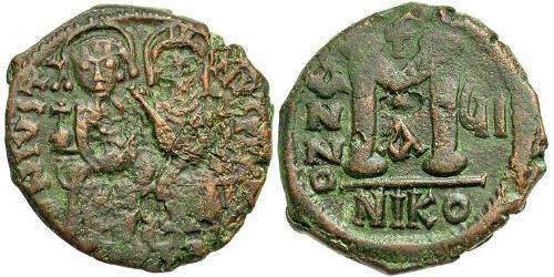  Follis Byzantinisches Reich (330-1453) Bronze Justin II (520-578)