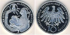 Германия
10 марок (1998 г.)
Серебро
A. 900 лет с рождения Хильдегарда фон Бинген. Номер по Краузе КМ#193, 925-я проба, 33 мм.
