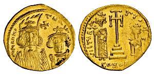 COSTANTE II (661-668) Solido, Costantinopoli. D/ Busti frontali di Costante II e Costantino IV R/ Croce potente; ai lati Eraclio e Tiberio. Sear 964 MIB 31 Au g 4,36 SPL
