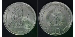 GERMANY (DDR) 10 Mark 1972 A - Copper/Nickel - Buchenwald Memorial - 1131