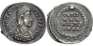 CONSTANCE II (César 337 – Auguste 337-361). Silique, Siscia 355. A/. Buste diadémé, drapé et cuirassé à droite. R/. VOTIS XXX MVLTIS XXXX en quatre lignes dans une couronne. SIS à l’exergue. - Ré ...