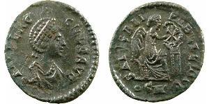 Aelia Flaccilla, petit bronze, Héraclée (?), 388 A/AEL FLAC-CILLA AVG. Buste diadémé et drapé à droite, vu de trois quarts en avant. R/SALVS REI-PVBLICAE/ °SM[H?]. La Victoire assise à droite sur ...