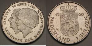 NETHERLANDS 1 Gulden 1980 - Nickel - Coronation of Queen Beatrix - XF+ -  2843 *